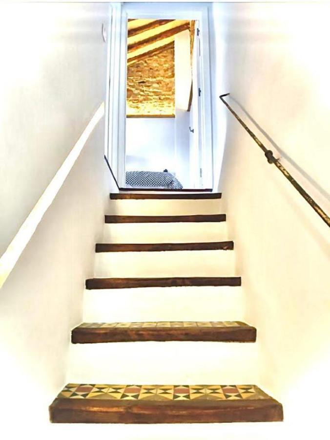Apartamento Torre Del Aver กาเซเรส ภายนอก รูปภาพ