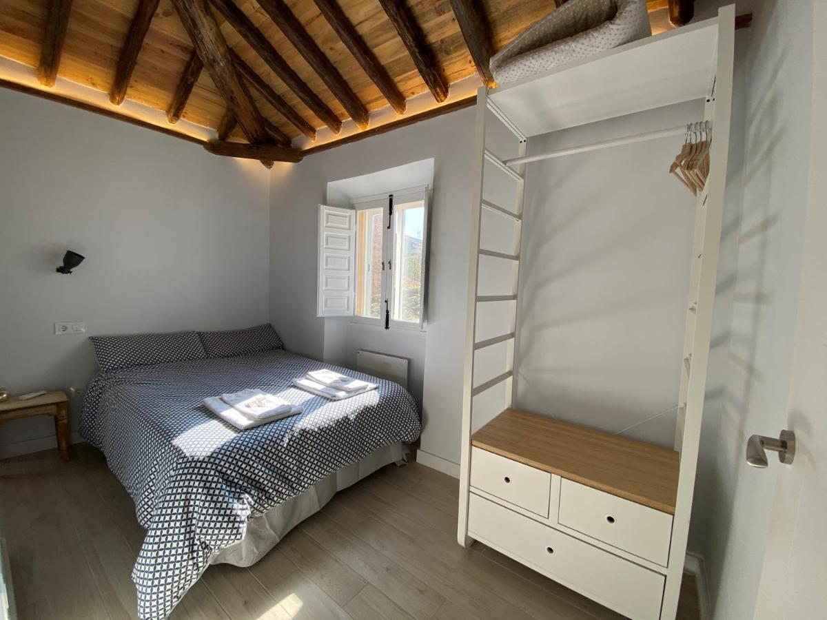 Apartamento Torre Del Aver กาเซเรส ภายนอก รูปภาพ